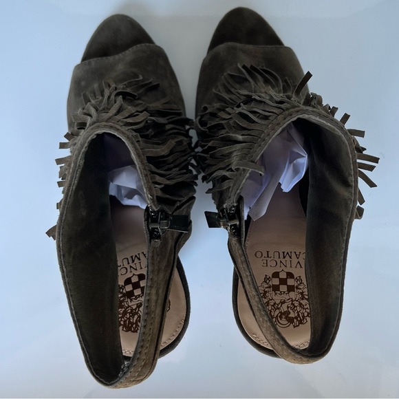 Vince Camuto Women's Jadon Fringe Peep Toe Ankle Booties in Olive Green 10 - Picture 9 of 16